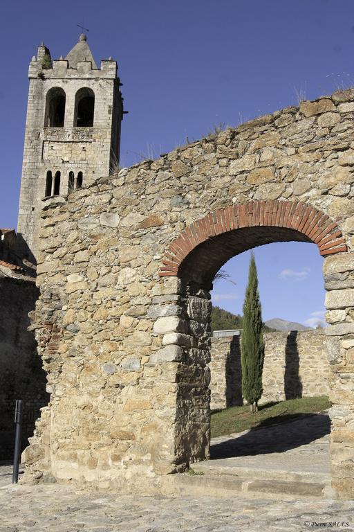 VVF Villages   Le Fort des Pyrénées   Prats-de-Mollo-la-Preste Extérieur photo